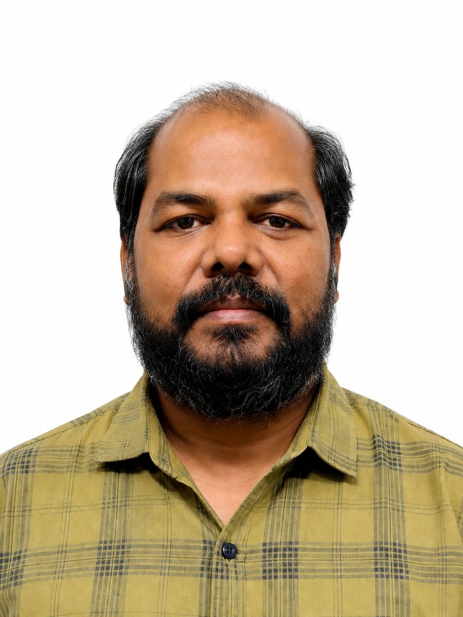 Portrait of USHARANJAN MANDAL